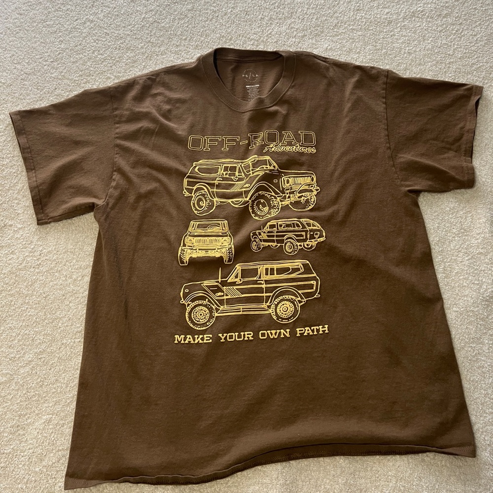 One size brown pacsun graphic tee shirt.